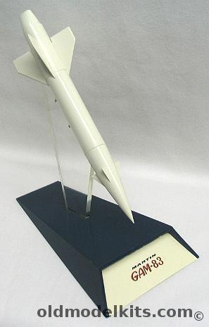 Topping Martin GAM-83A (AGM-12B) Bullpup Air-to-Ground Missile plastic model kit